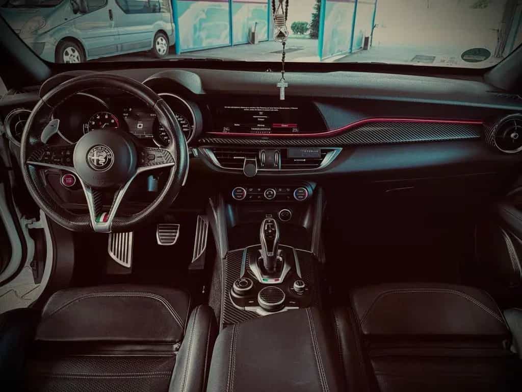 Alfa Romeo Stelvio QV Umbau uvm 08/2019-photo-12