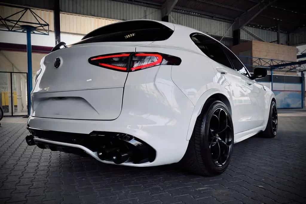 Alfa Romeo Stelvio QV Umbau uvm 08/2019-photo-3