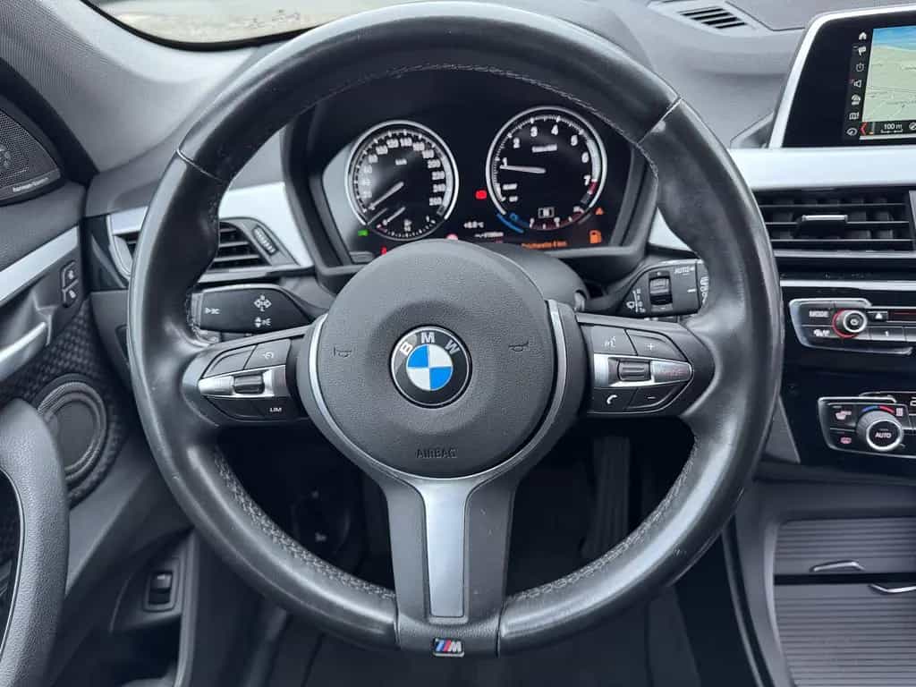 BMW X1 ssDrive 18 i Advantage * Navi * LED * AHK * 09/2018-photo-16