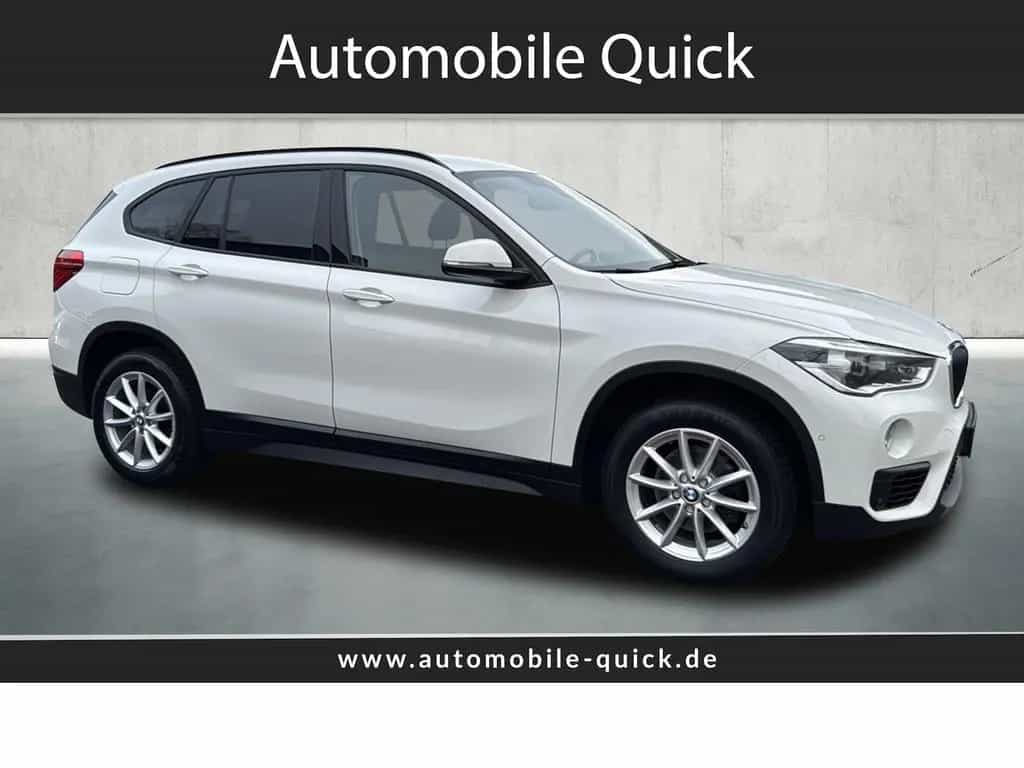 BMW X1 ssDrive 18 i Advantage * Navi * LED * AHK * 09/2018-photo-6