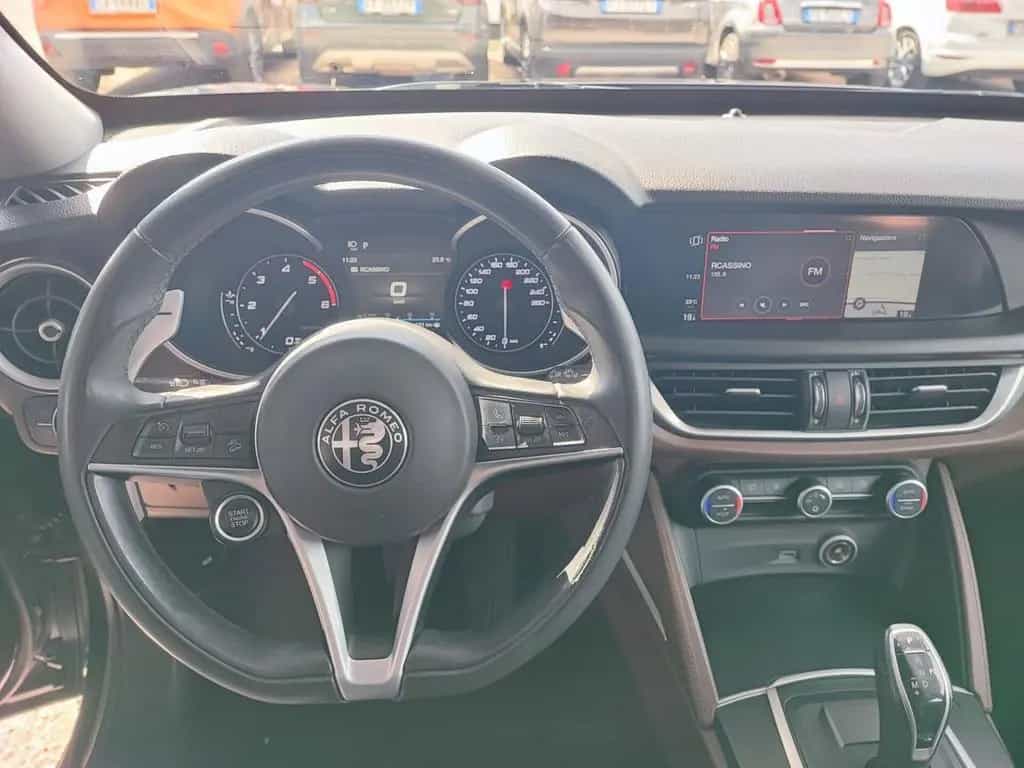 Alfa Romeo Stelvio 2.2 Turbodiesel 180 CV AT8 Q4 08/2017-photo-10