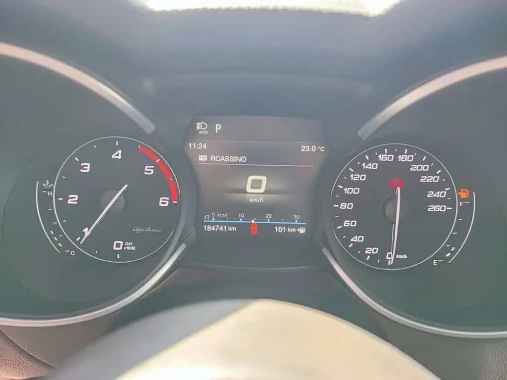 Alfa Romeo Stelvio 2.2 Turbodiesel 180 CV AT8 Q4 08/2017-photo-11
