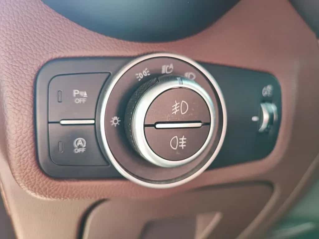 Alfa Romeo Stelvio 2.2 Turbodiesel 180 CV AT8 Q4 08/2017-photo-13