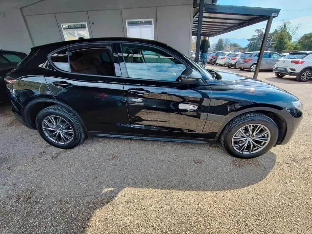 Alfa Romeo Stelvio 2.2 Turbodiesel 180 CV AT8 Q4 08/2017-photo-3