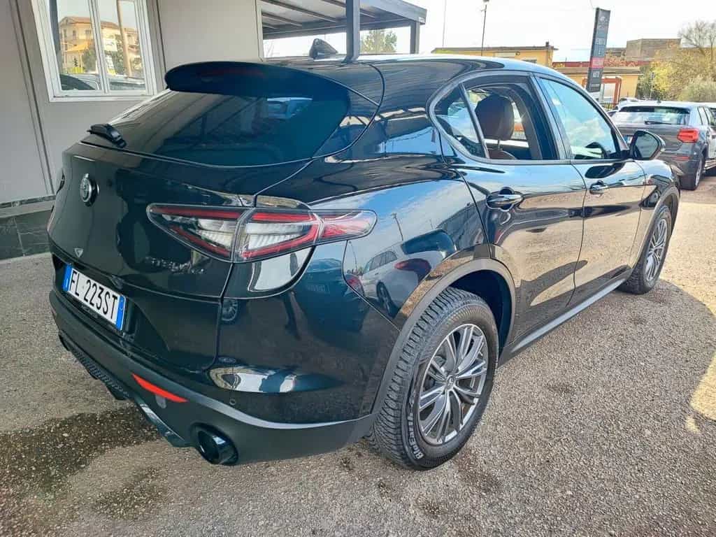 Alfa Romeo Stelvio 2.2 Turbodiesel 180 CV AT8 Q4 08/2017-photo-4