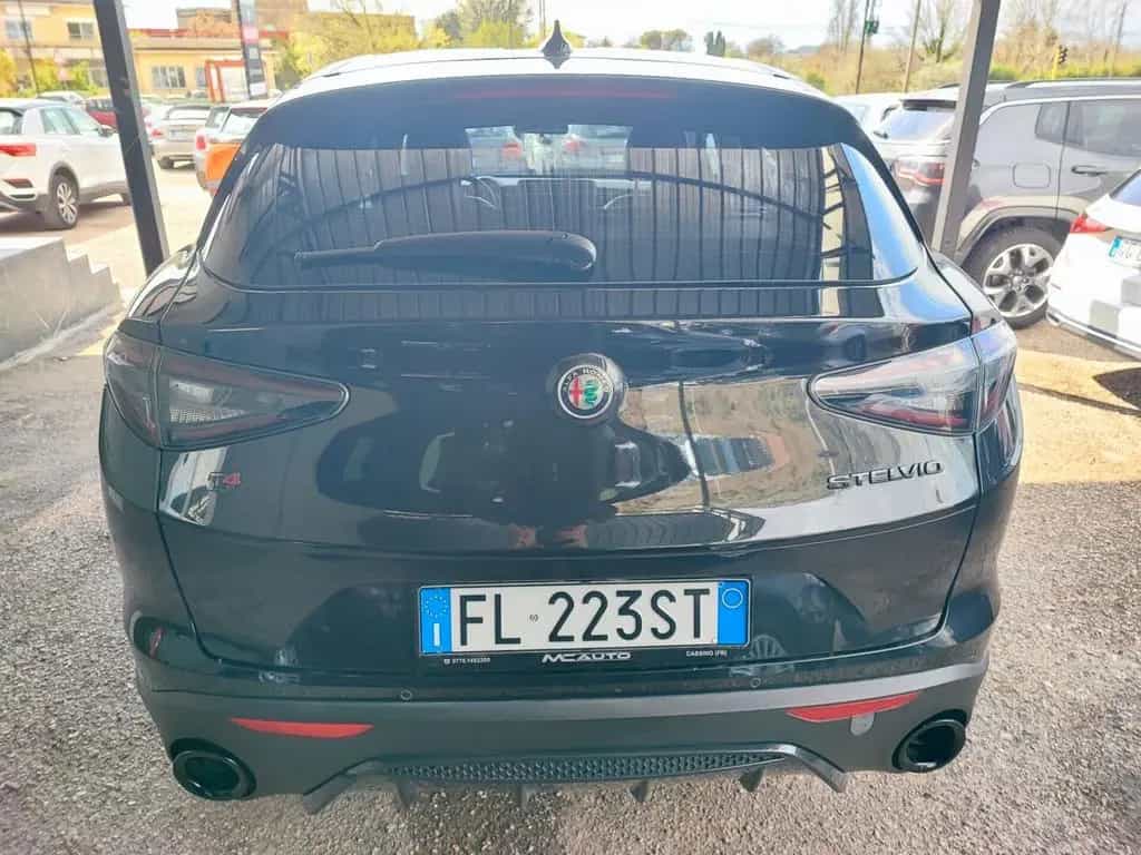 Alfa Romeo Stelvio 2.2 Turbodiesel 180 CV AT8 Q4 08/2017-photo-5