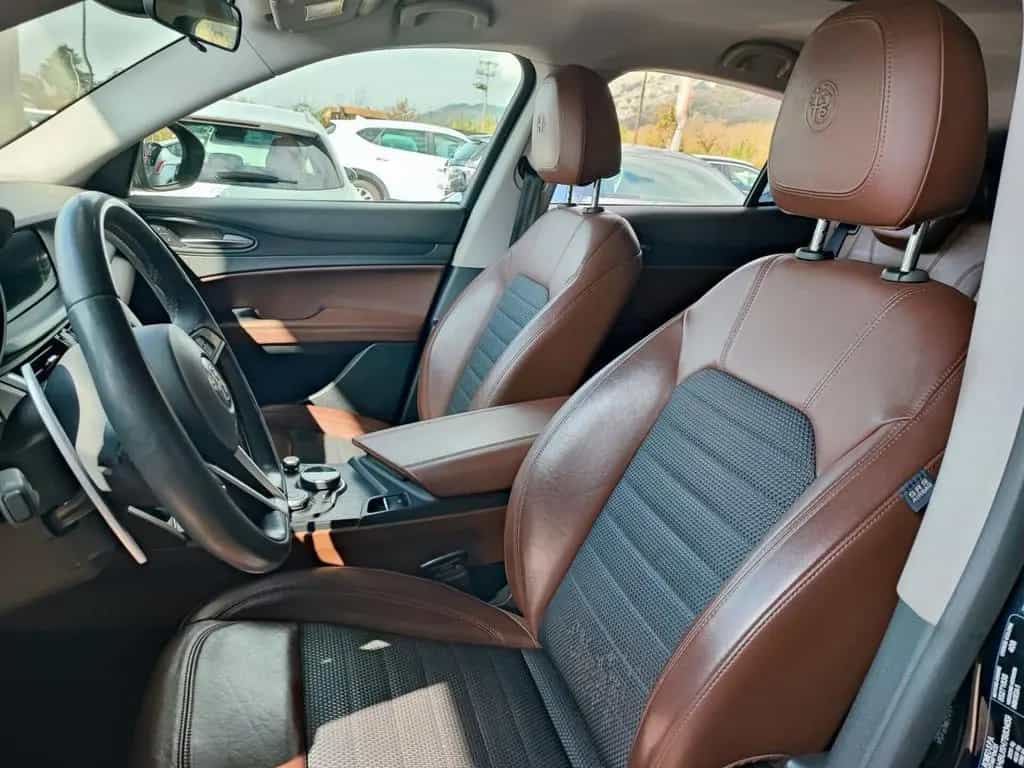 Alfa Romeo Stelvio 2.2 Turbodiesel 180 CV AT8 Q4 08/2017-photo-9