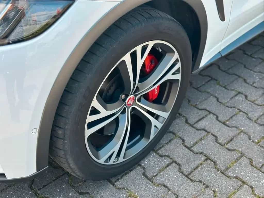 Jaguar F-Pace F-PACE SVR AWD Garantie* Sport* 1.Hand* 01/2020-photo-12