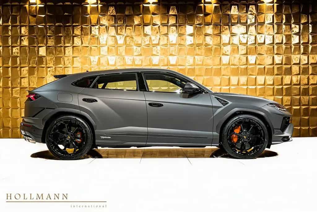 Lamborghini Urus PERFORMANTE + FULL CARBON + 3D B&O + null-photo-4