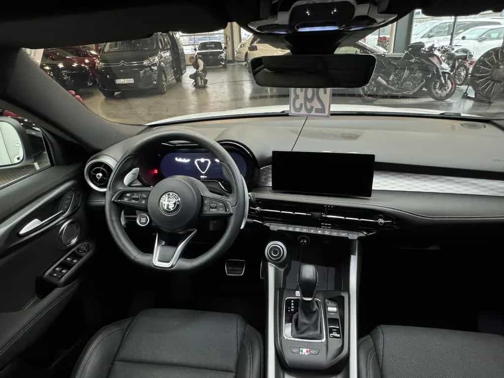 Alfa Romeo Tonale 1.5 VGT Veloce 48 V Hybrid LED 360° CAM 05/2024-photo-16