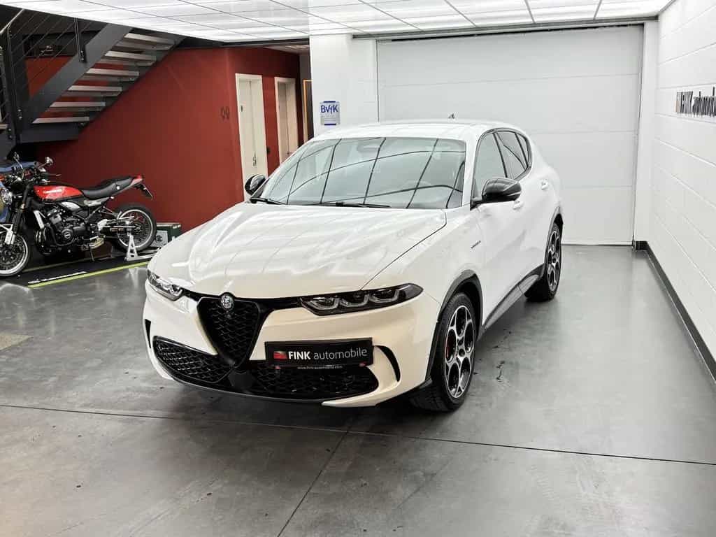 Alfa Romeo Tonale 1.5 VGT Veloce 48 V Hybrid LED 360° CAM 05/2024-photo-8