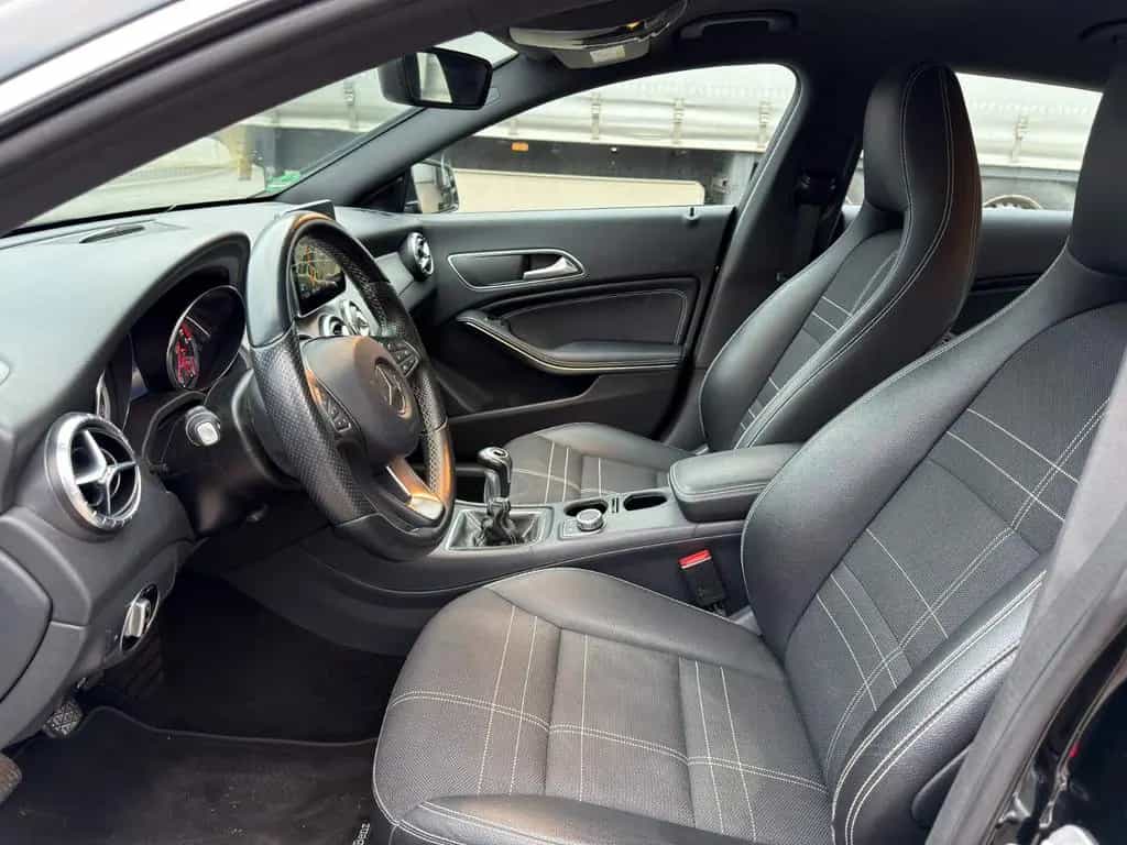 Mercedes-Benz CLA-Class 200 Shooting Brake Urban Garantie* Xenon* 07/2015-photo-13