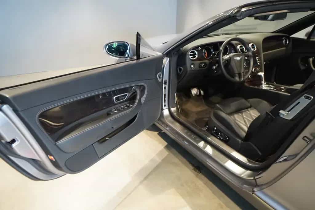 Bentley Continental GTC W12*BRD*ufrei*erst 44tkm*top 04/2009-photo-11