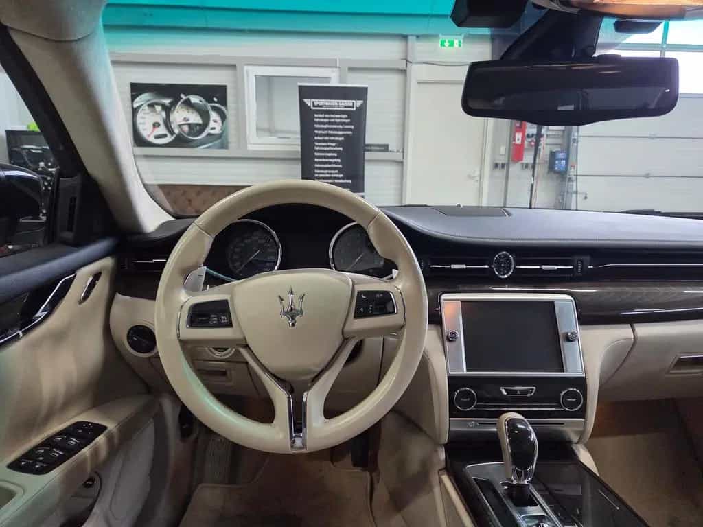 Maserati Quattroporte GTS /Keyless/*265€ 06/2013-photo-18