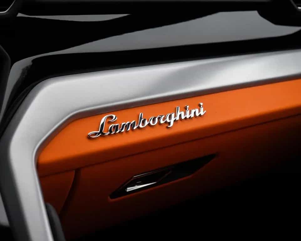 Lamborghini Urus 4.0 V8*FRESHSERVICE*B&O*Carbon*HUD*Ceramic* 03/2019-photo-20