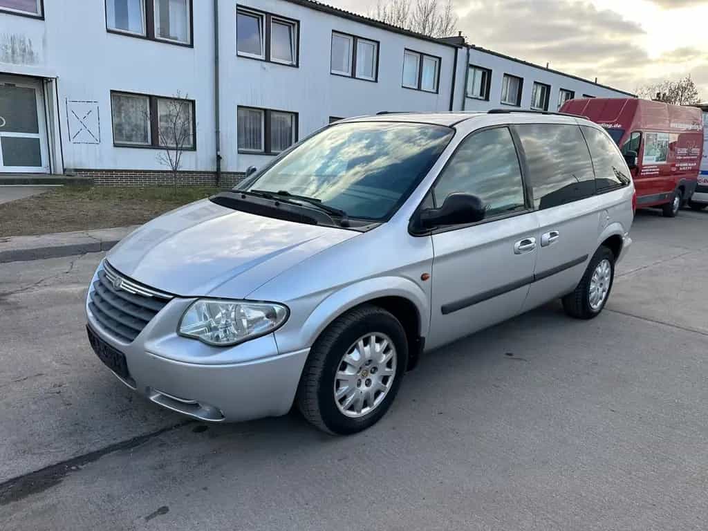 Chrysler Voyager Family 2.8 CRD Autom. 09/2004-photo-0