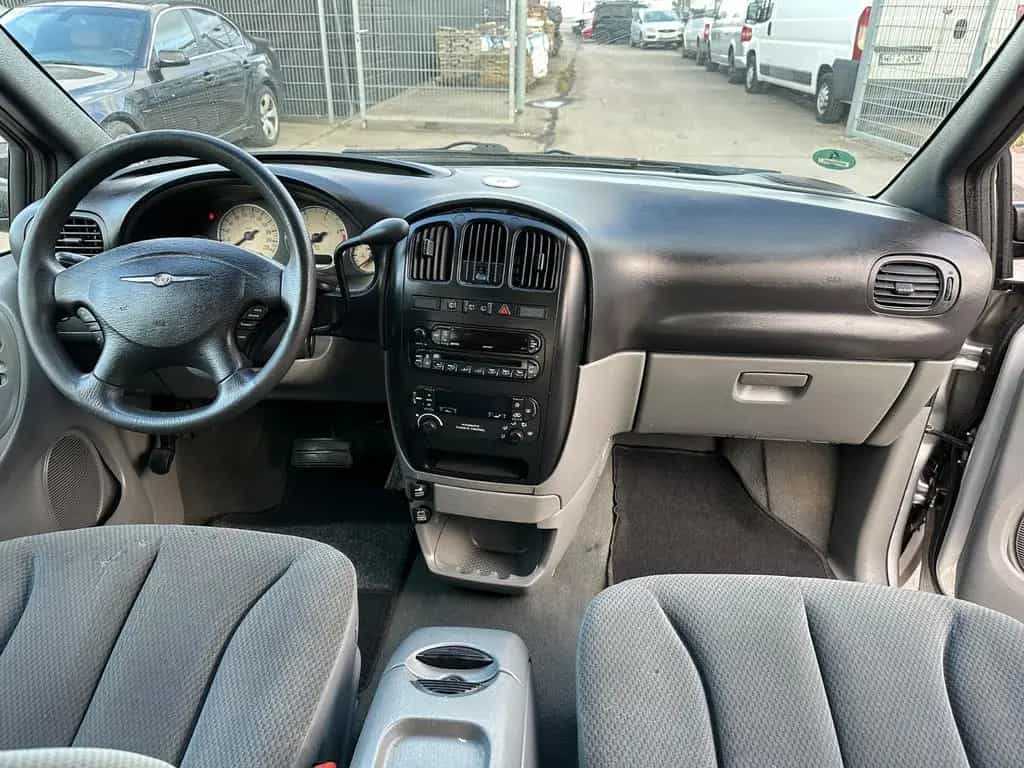 Chrysler Voyager Family 2.8 CRD Autom. 09/2004-photo-6