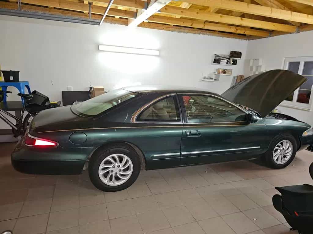 Lincoln Mark 8 07/1998-photo-2