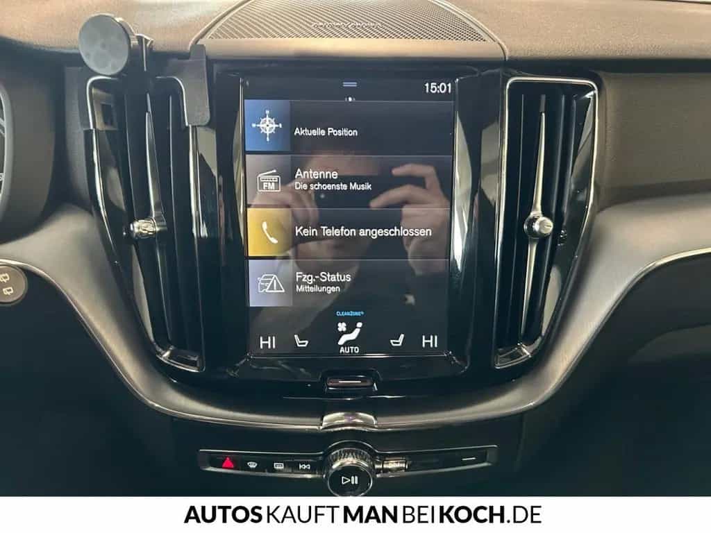 Volvo XC60 D4 AWD Momentum 360° ACC BLIS H/K Allrad 10/2018-photo-12