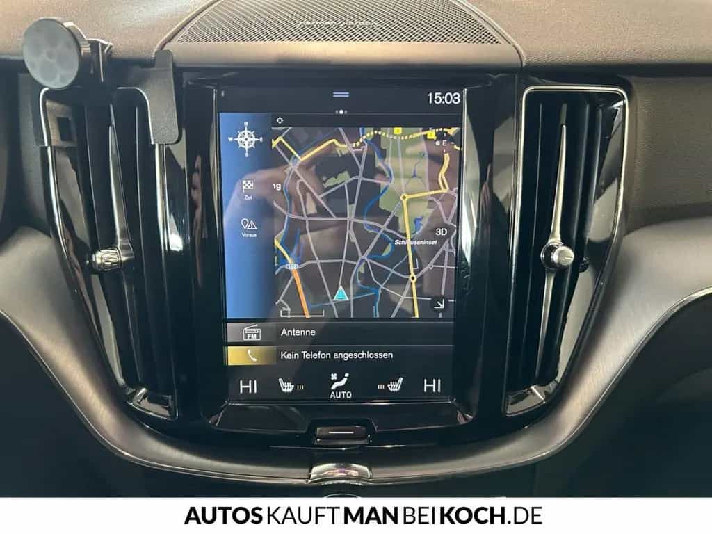 Volvo XC60 D4 AWD Momentum 360° ACC BLIS H/K Allrad 10/2018-photo-22