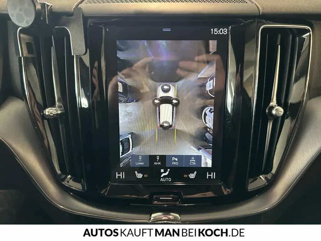 Volvo XC60 D4 AWD Momentum 360° ACC BLIS H/K Allrad 10/2018-photo-25