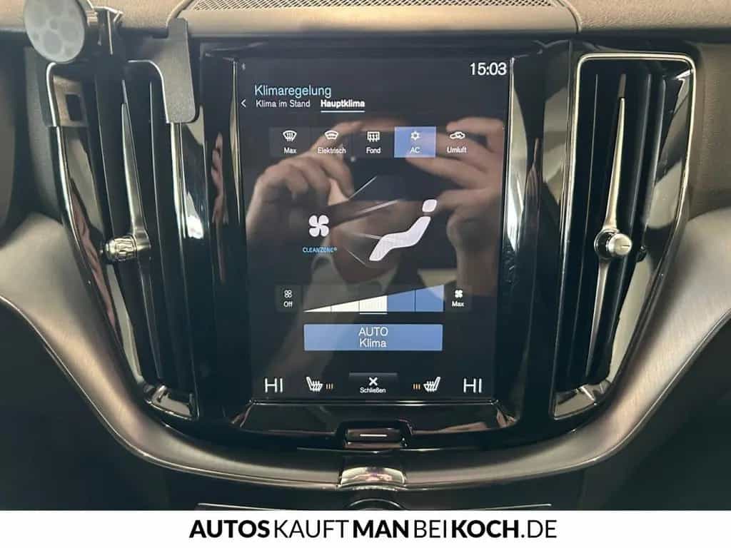 Volvo XC60 D4 AWD Momentum 360° ACC BLIS H/K Allrad 10/2018-photo-26