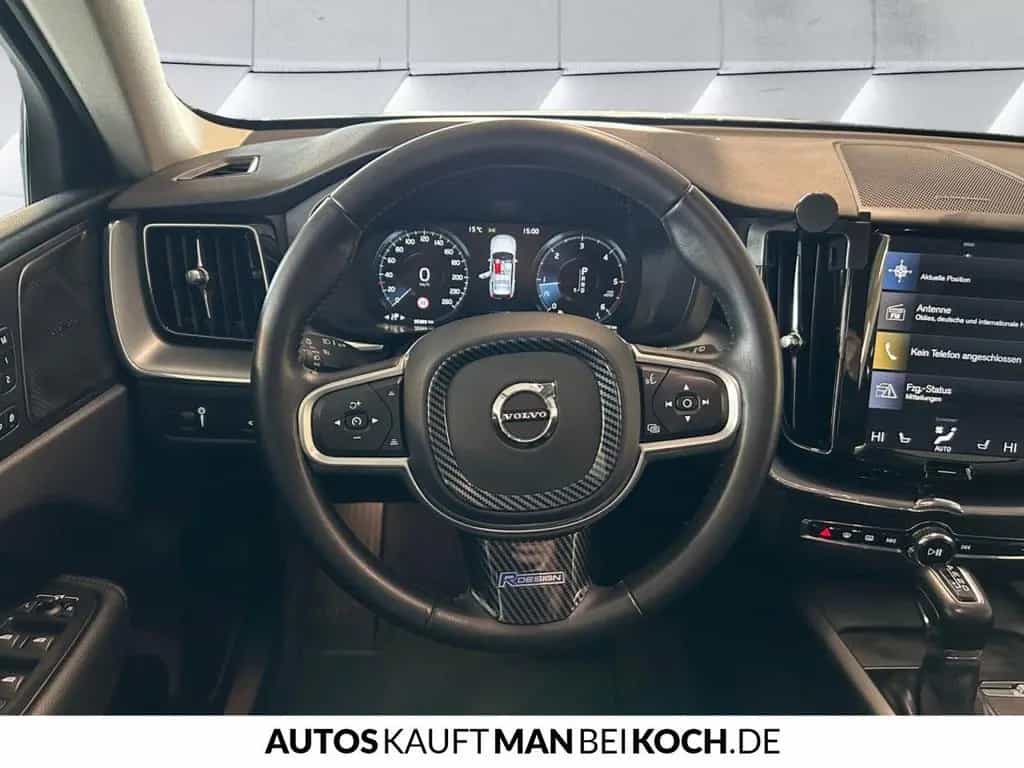 Volvo XC60 D4 AWD Momentum 360° ACC BLIS H/K Allrad 10/2018-photo-9