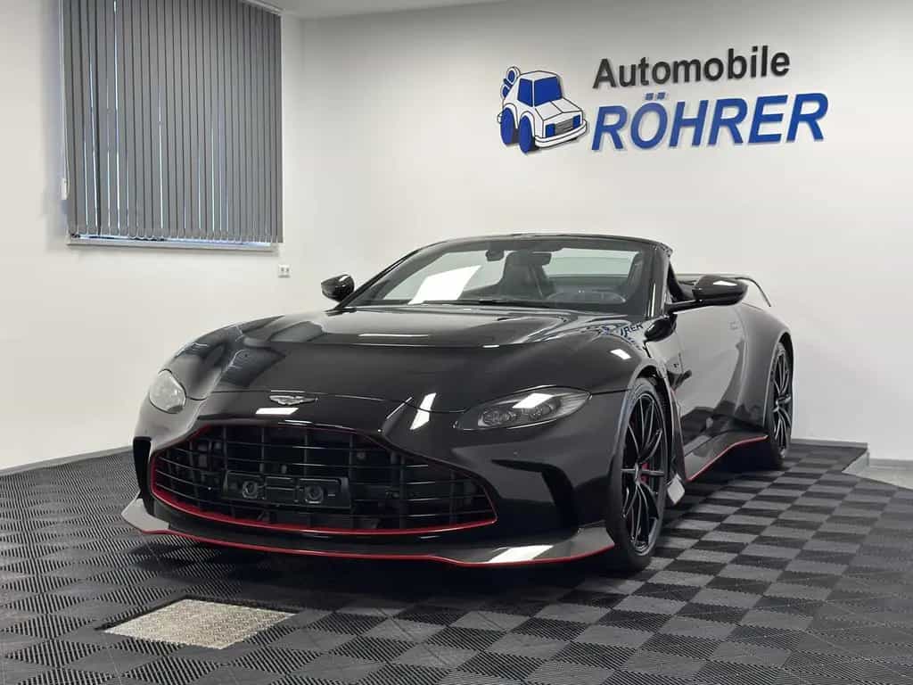 Aston Martin V12 Vantage Roadster / Lightweight Package / PPF 06/2023-photo-34