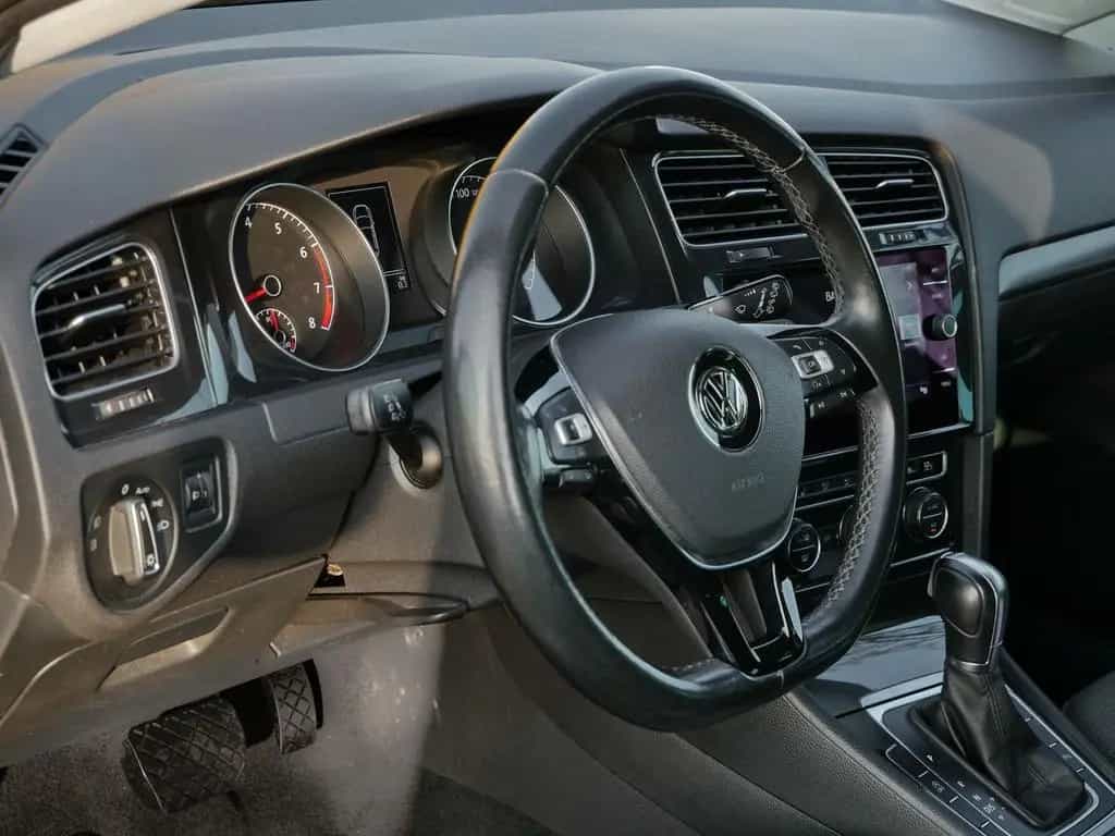 Volkswagen Golf TSI DSG Comfortline*AHK* 04/2017-photo-17