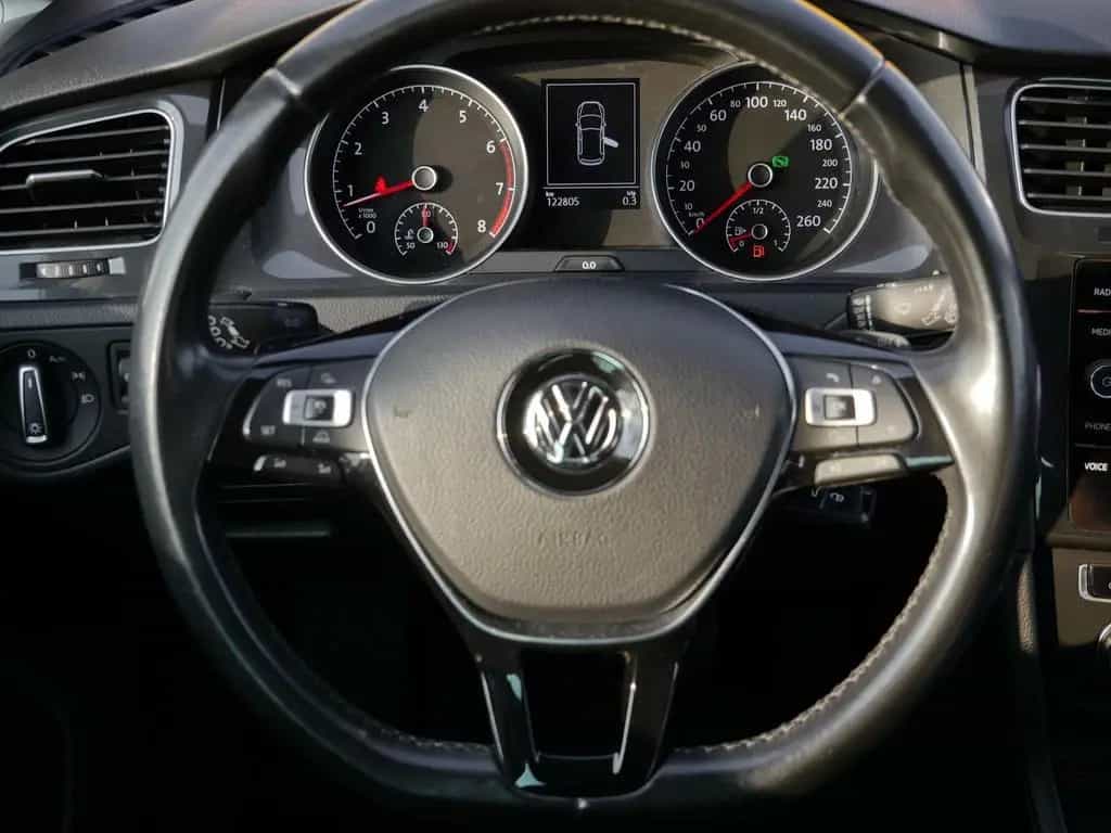 Volkswagen Golf TSI DSG Comfortline*AHK* 04/2017-photo-8