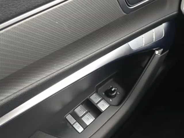 Audi A6 Avant 55 TFSI Quattro Sport AHK PANO 03/2023-photo-10