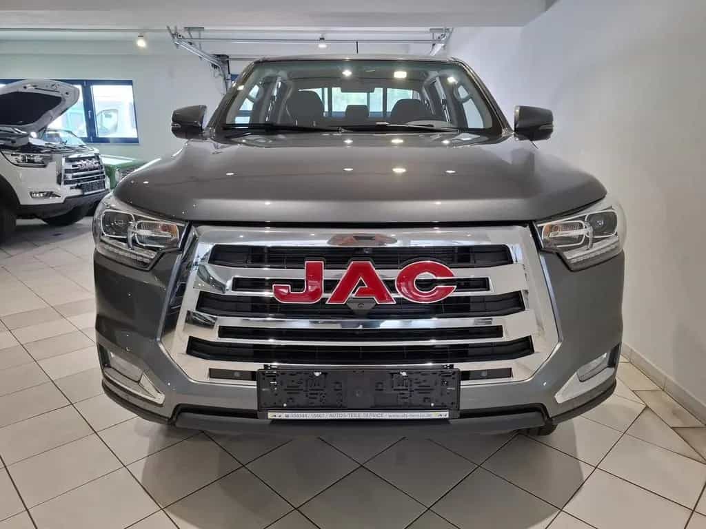 JAC 8 Pro T8 4x4 2.4L MT Doka 8 Pro null-photo-6