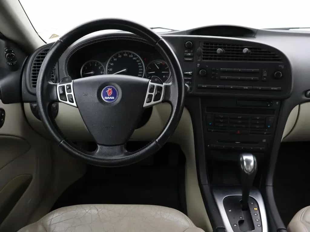 Saab 9-3 Cabrio 2.0T 210 PK AERO AUT. + LEDER | TREKH 12/2003-photo-2