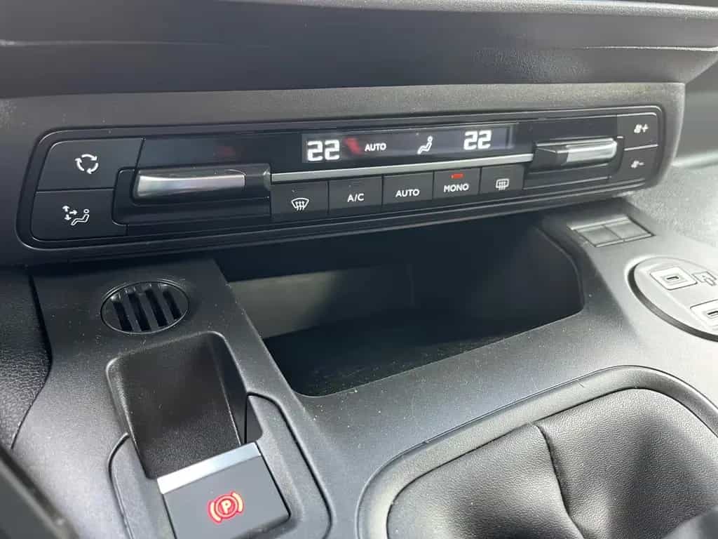 Citroën Berlingo 1.5 HDi MPV Plus M* LED*R-Kamera*SHZ* 10/2024-photo-19
