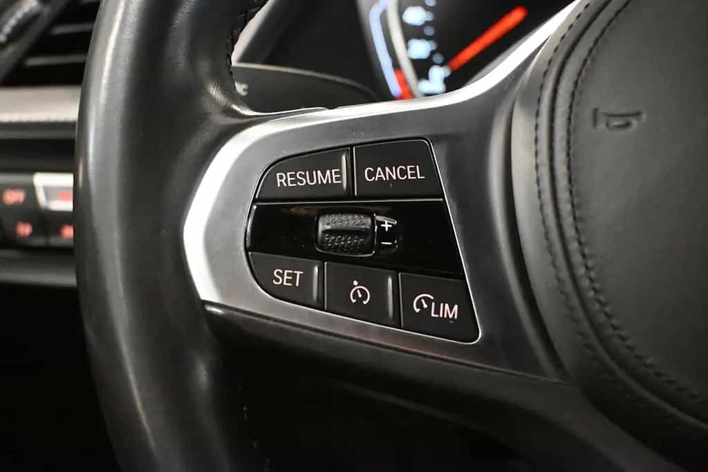 BMW 120 d xDrive M Sport *KAMERA*HEAD-UP*AHK*LED 07/2019-photo-21