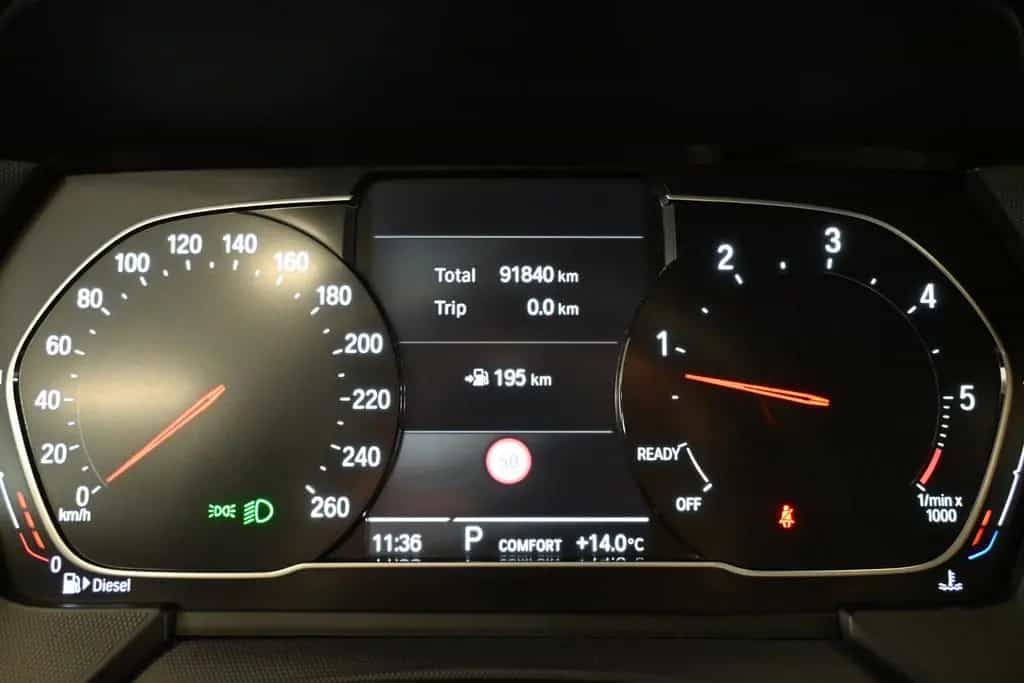BMW 120 d xDrive M Sport *KAMERA*HEAD-UP*AHK*LED 07/2019-photo-24