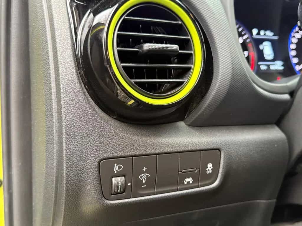 Hyundai KONA Style 2WD / 12 Monate Garantie 12/2018-photo-18