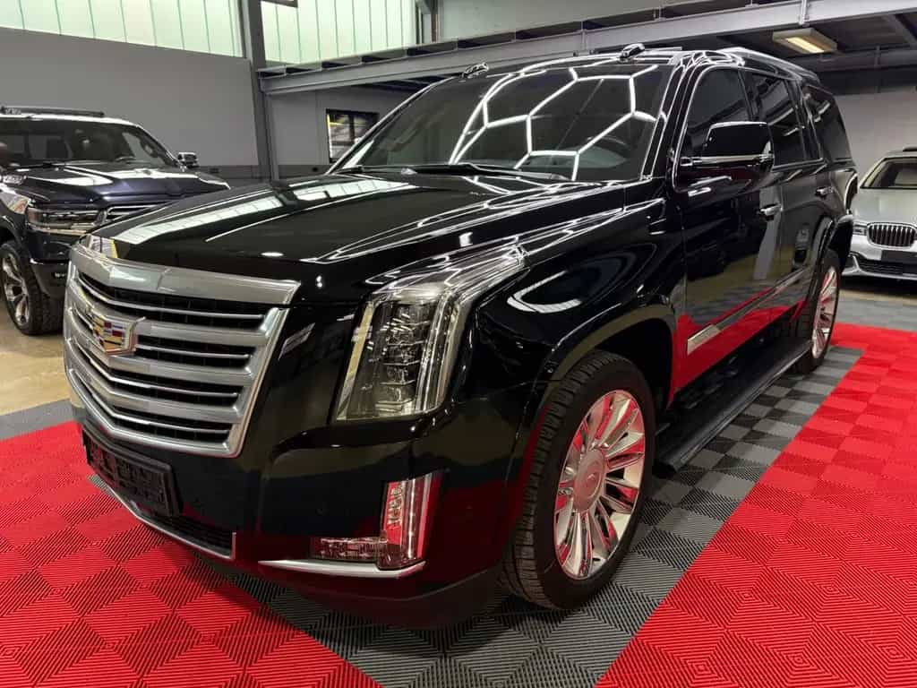 Cadillac Escalade 6.2 V8 Platinum 7-Sitzer LPG-PRINS Voll 12/2019-photo-1