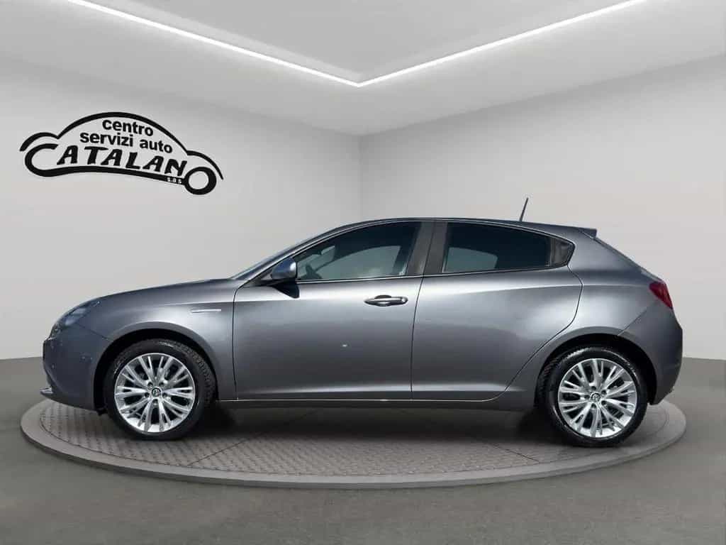Alfa Romeo Giulietta ROMEO - Giulietta - 1.6 JTDm 120 CV Super 02/2018-photo-1