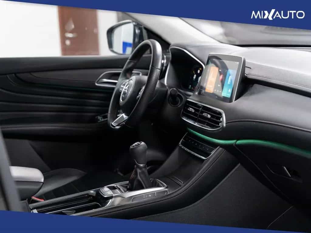 Other Other MG HS 1.5 MT Luxury 2WD 02/2024-photo-13