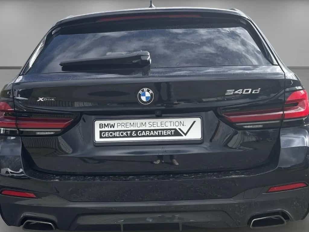 BMW 5 Series 540 d xDrive Touring M Sport Laserlicht+HUD+Navi 07/2022-photo-13