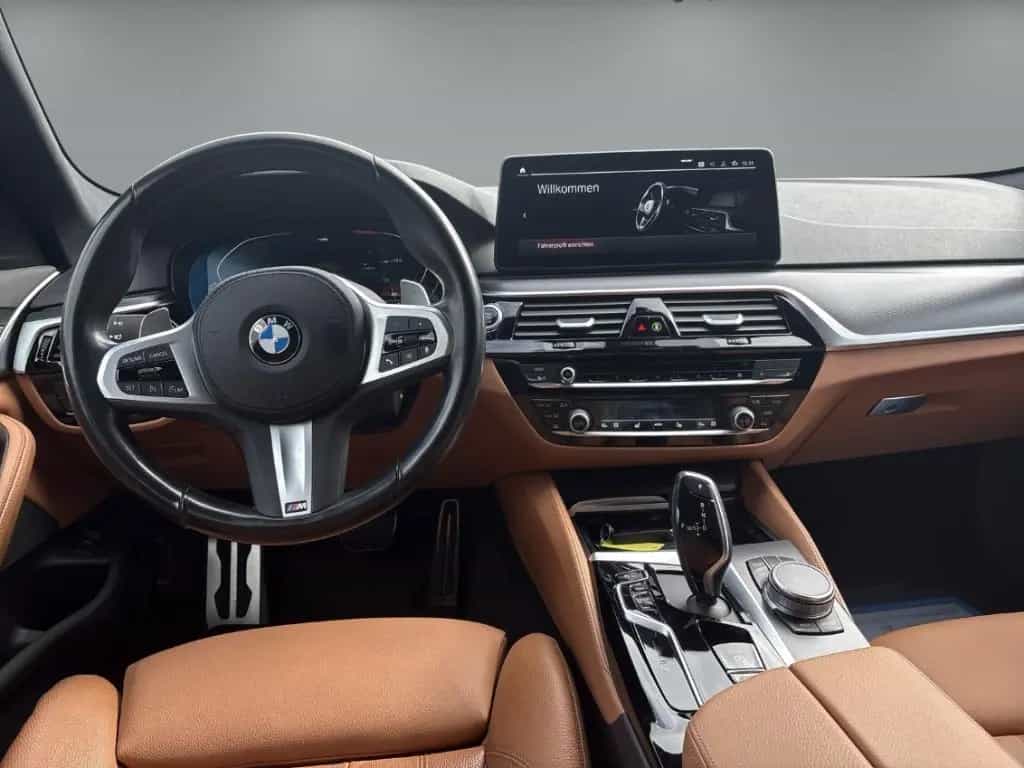 BMW 5 Series 540 d xDrive Touring M Sport Laserlicht+HUD+Navi 07/2022-photo-9