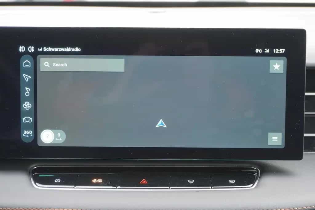 MG HS 1.5 T-GDI Luxury Aut. LED ACC 360° Totwinkel 05/2025-photo-19
