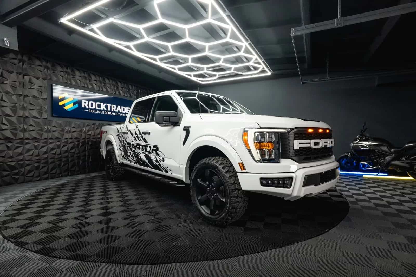 Ford F 150 12/2023-photo-9