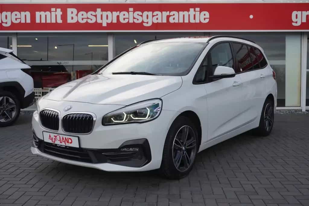 BMW 218 i Advantage LED Navi Kamera Sitzheizung 03/2022-photo-1
