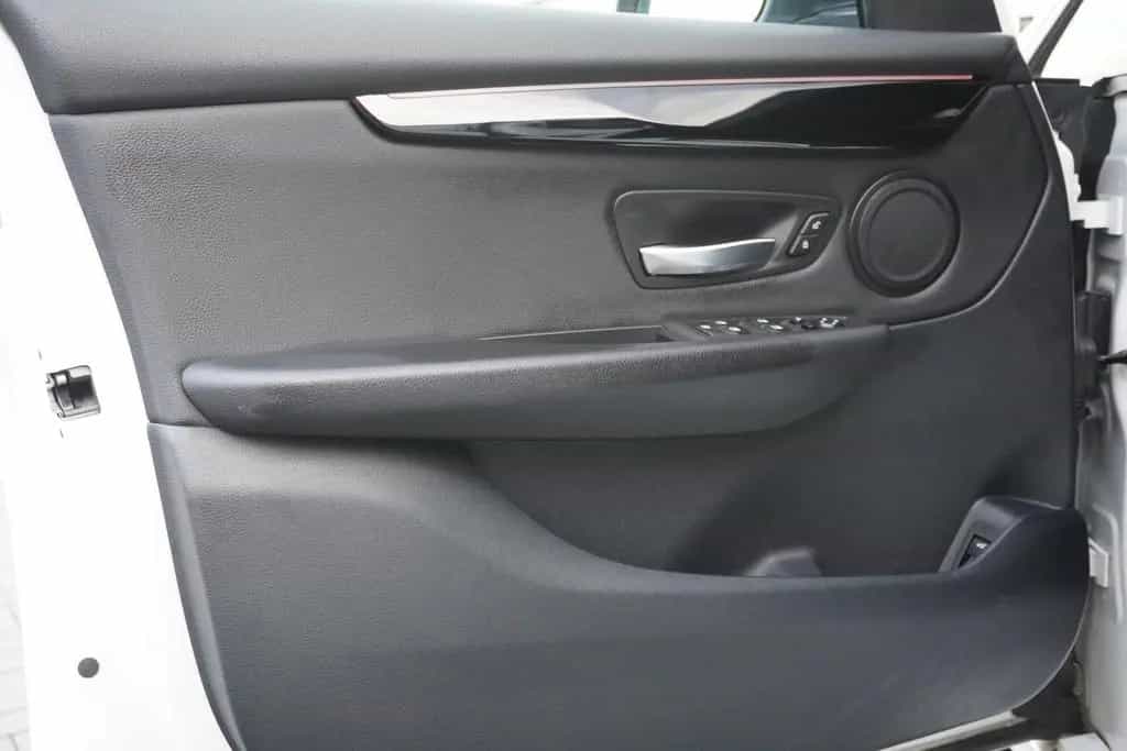 BMW 218 i Advantage LED Navi Kamera Sitzheizung 03/2022-photo-27