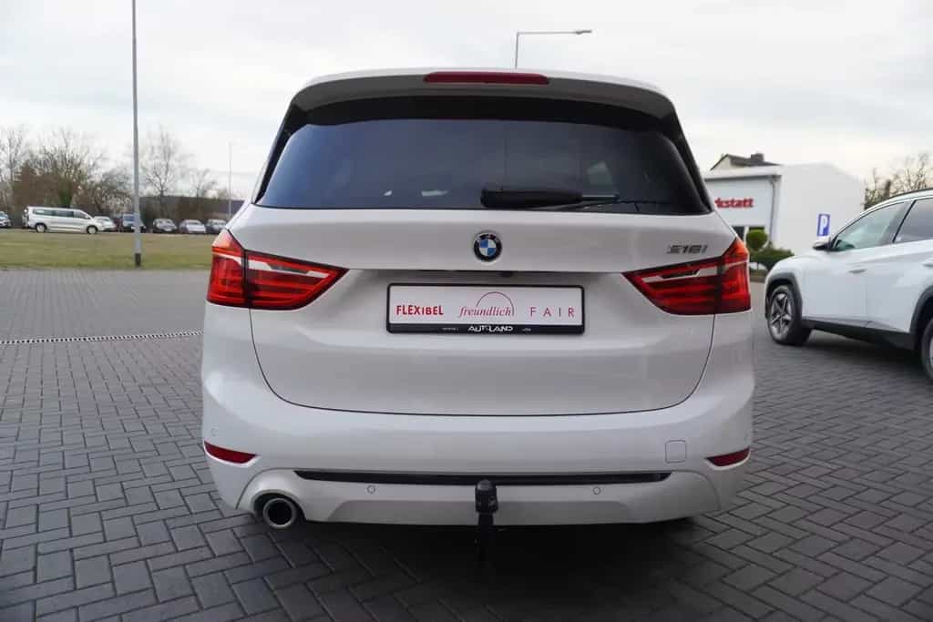 BMW 218 i Advantage LED Navi Kamera Sitzheizung 03/2022-photo-3