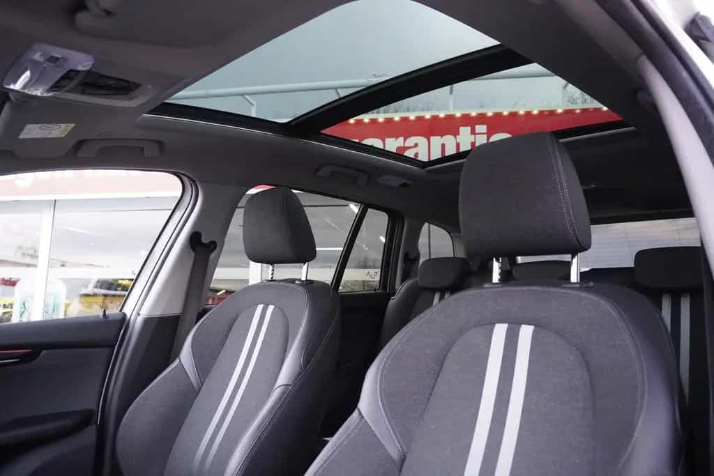 BMW 218 i Advantage LED Navi Kamera Sitzheizung 03/2022-photo-32