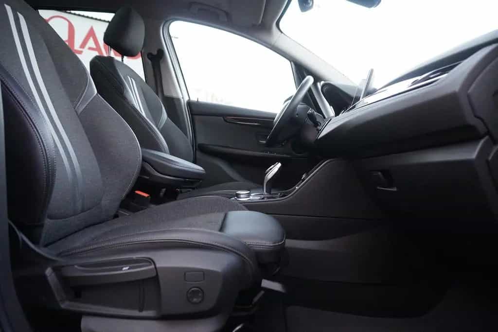 BMW 218 i Advantage LED Navi Kamera Sitzheizung 03/2022-photo-33