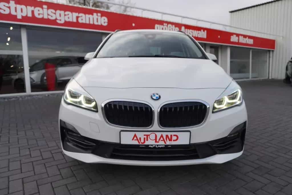 BMW 218 i Advantage LED Navi Kamera Sitzheizung 03/2022-photo-6